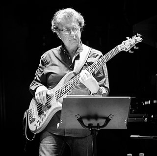 Tim Landers American bassist (born 1956)