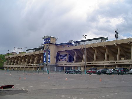 Tập_tin:Torpedo-stadium.jpg