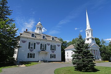 Fichier:Town_Hall_and_First_Congregational_Church,_Royalston_MA.jpg