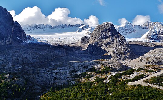 Sasso delle Dodici (Foto), Felsgipfel weit unterhalb der Punta Rocca.