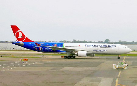 Fail:Turkish Airlines Airbus A330-303 TC-JOH (UEFA 2016 livery).jpg