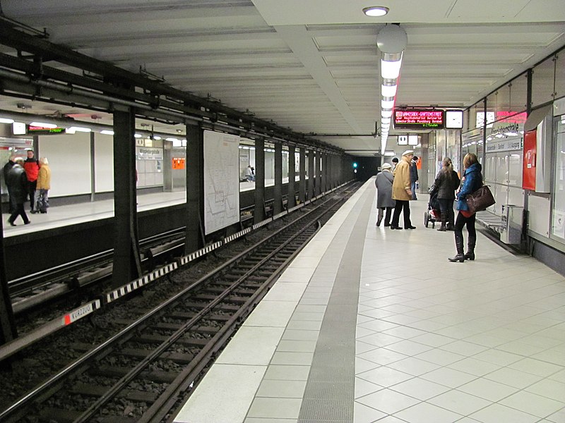 File:U-Bahnhof Mönckebergstraße 2.jpg