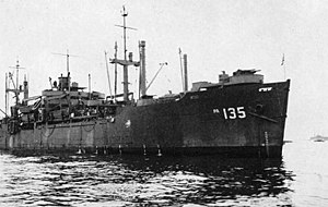 USS Bosque (APA-135) pada jangkar di Teluk Tokyo, Jepang, pada tanggal 2 September 1945.jpg