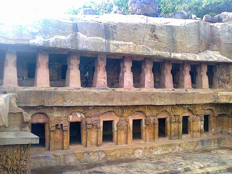 File:Udaygiri Caves, Bhubaneswar.jpg