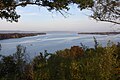 Looking west from an overlook of the w:Upper Mississippi River National Wildlife and Fish Refuge over the Mississippi River. Template:Commonist