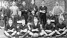 Upton Park FC en 1900.jpg