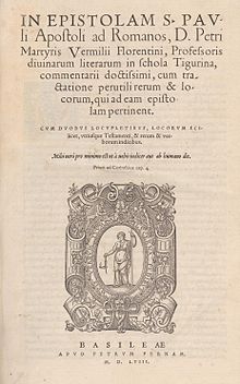 Vermigli'nin Romalılar yorumunun başlık sayfası, matbaanın lambalı ve asalı kadın işareti, Latince metin