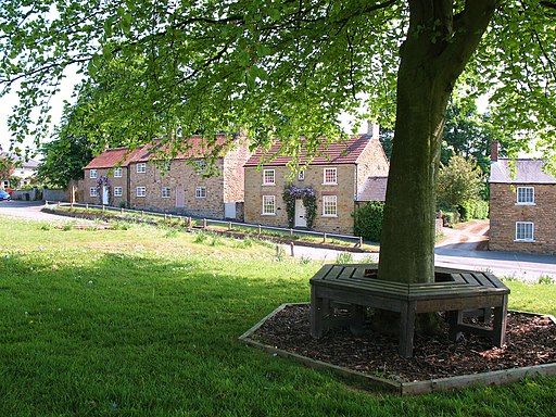 Village Green, Oulston - geograph.org.uk - 1877532