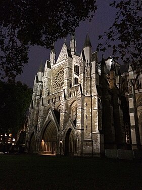 Westminster in the shadows of night