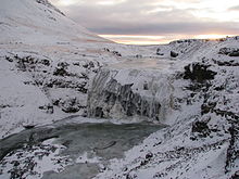 La cascata Þórufoss in inverno