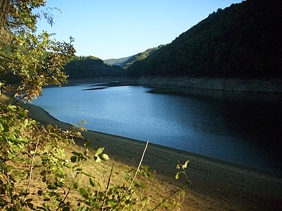 Kako doći do Grošaničko Jezero pomoću gradskog prevoza - O mestu