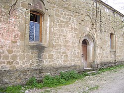Den hellige frelser kirke i landsbyen, bygget i 1894.