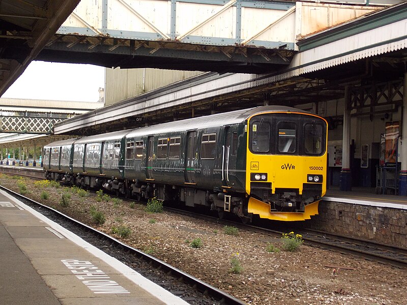 File:150002 at Exeter St Davids station.jpg