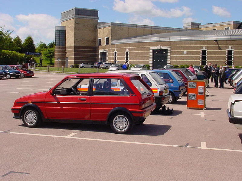 File:171 - Austin Metro GTa and other Metros (1).jpg