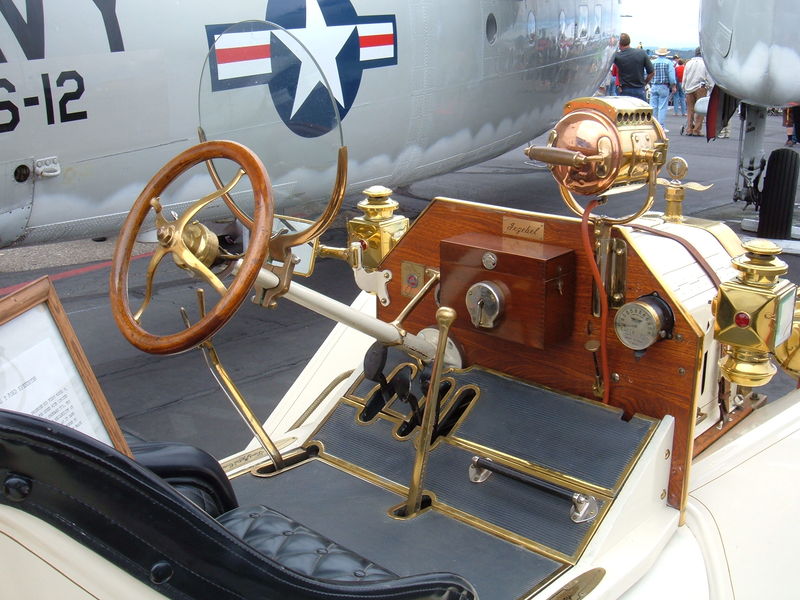 File:1913 Ford Model T Speedster dashboard.JPG