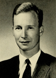 1953 Кристиан Арчибальд Гертер, младший, Палата представителей Массачусетса (обрезано).png 