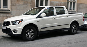 2012 Ssangyong Actyons Sports D200S (Stockholm).jpg