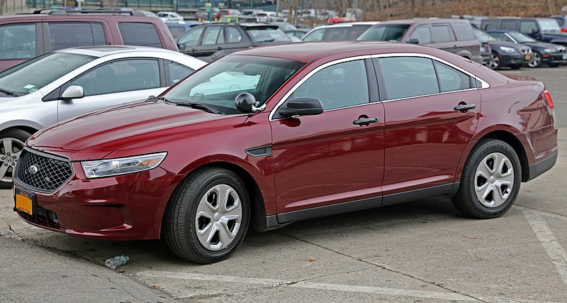 File:2013 Ford Police Interceptor plainclothes, Rye NY.jpg