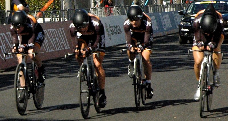 File:2013 UCI Road World Championships – Women's team time trial, Wiggle-Honda.JPG