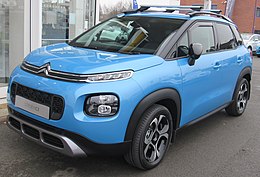 2017 Citroen C3 Aircross 1.2 PureTech Front.jpg