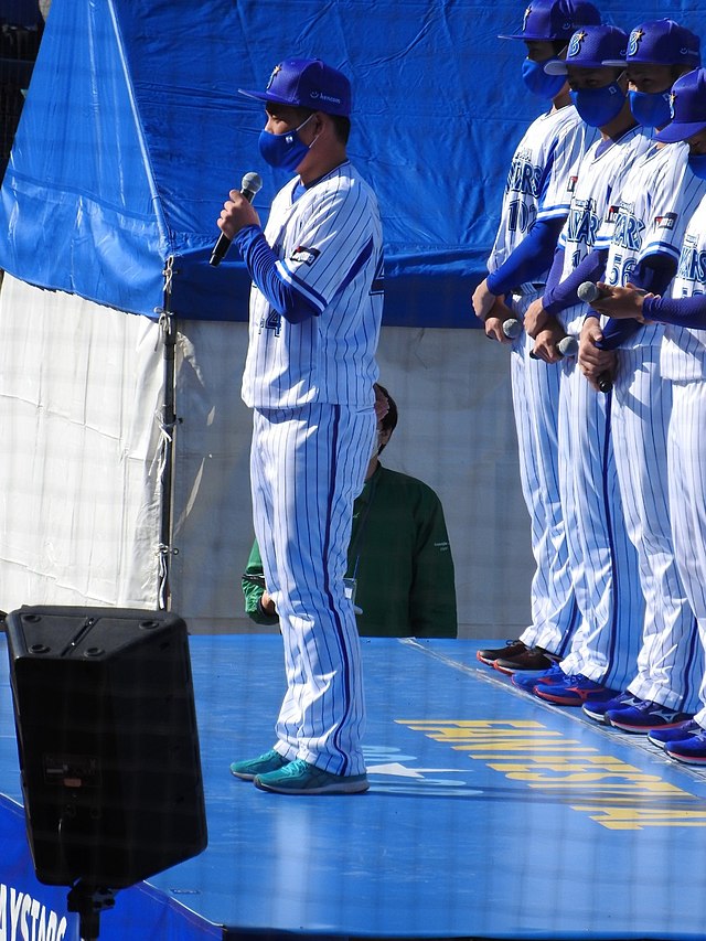 横浜DeNAベイスターズ　小深田大地選手　NPBバット