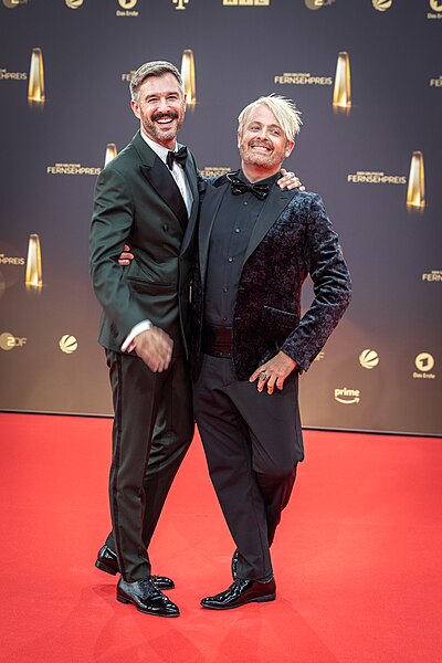 File:2023-09-28-Jochen Schropp und Ross Antony Deutscher Fernsehpreis 2023 -8185.jpg