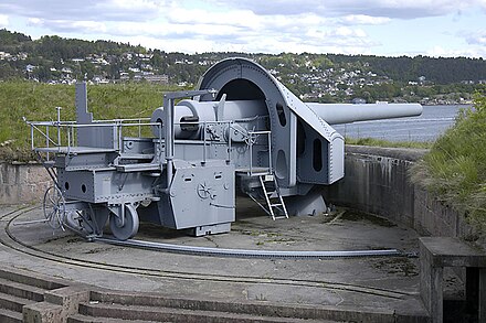 Un des trois canons de 280 mm Krupp de la forteresse d'Oscarsborg.