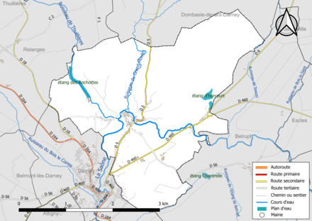 Carte en couleur présentant le réseau hydrographique de la commune