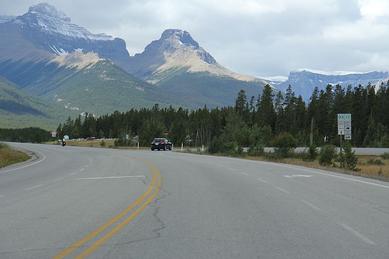 File:Alberta Highway 11 west terminus.jpg