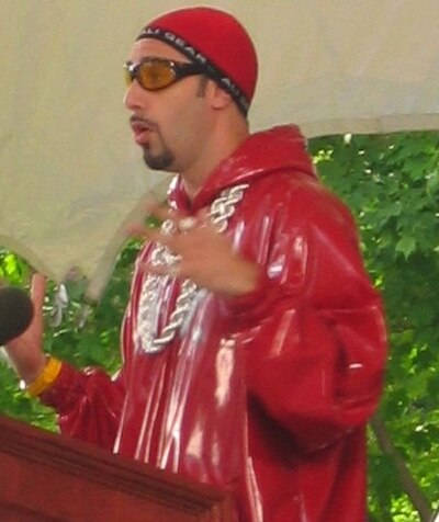 Ali G giving a commencement speech at Harvard in 2004