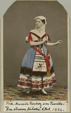 Amanda Forsberg mint a stockholmi Királyi Opera Fenellája 1866-ban