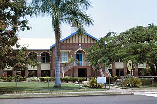 <span class="mw-page-title-main">Ayr State High School</span> Secondary school in the Shire of Burdekin, Queensland, Australia