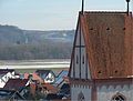 Unterbalzheim, het Illertal, rechts de Mauritiuskirche