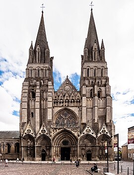 Bayeux DSC5173EC.jpg