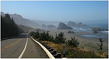 A coastline section of US 101 near Cape Sebastian Beach north of Cape Sebastian.jpg