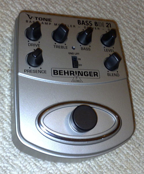 File:Behringer BDI21 V-Tone Bass Amp Modeler, Preamp and DI - front view.jpg