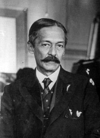 <span class="mw-page-title-main">Benito Legarda</span>