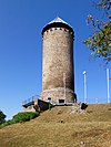 Bergfried Burg Veldenz-01.jpg