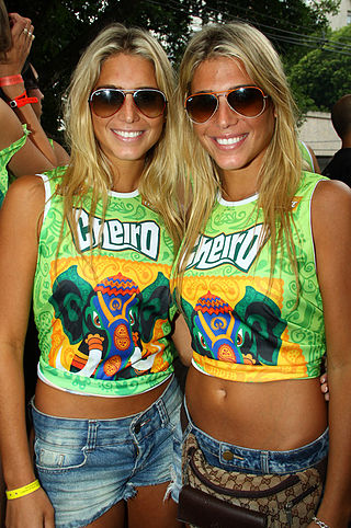 <span class="mw-page-title-main">Bia and Branca Feres</span> Brazilian synchronized swimmers