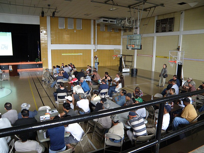 File:Boothville Oilers School - Waiting for the Oil to Come Ashore 02.jpg