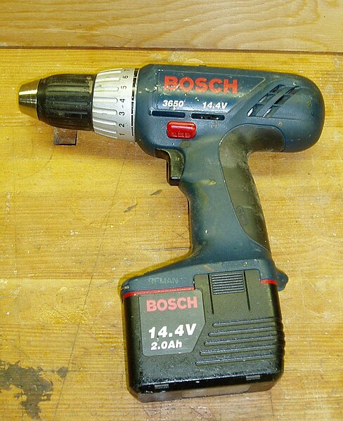 File:Bosch cordless Battdrill 14.4V blue series.jpg