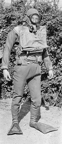 British navy frogman in dry suit c1945 British navy frogman.jpg