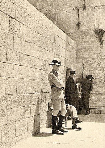 British police at the Wailing Wall, 1934