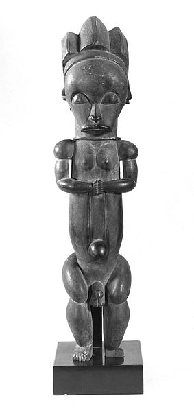 File:Brooklyn Museum 51.3 Reliquary Guardian Figure Eyema-o-Byeri (5).jpg