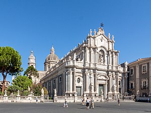 Catania: Geografie, Geschichte, Verkehr