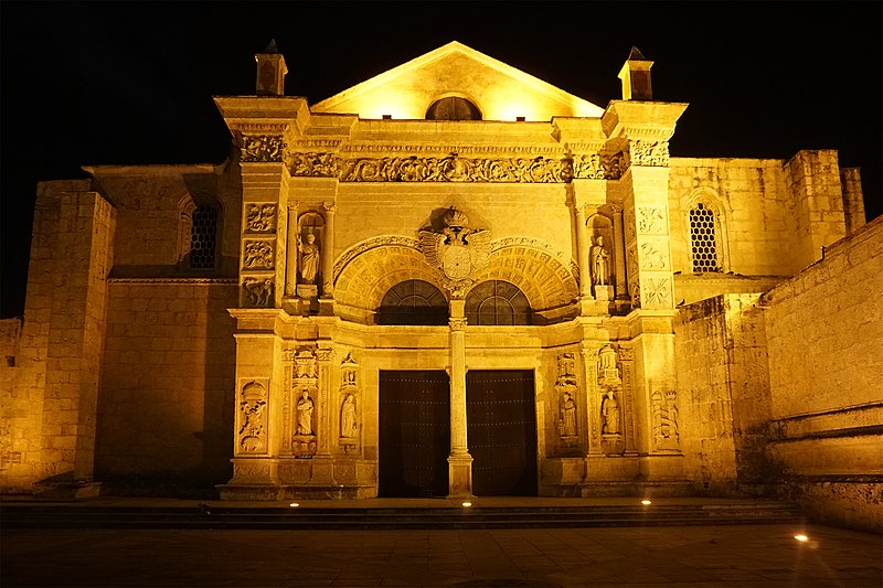 File:Catedral Primada noche CCSD 03 2019 4866.jpg