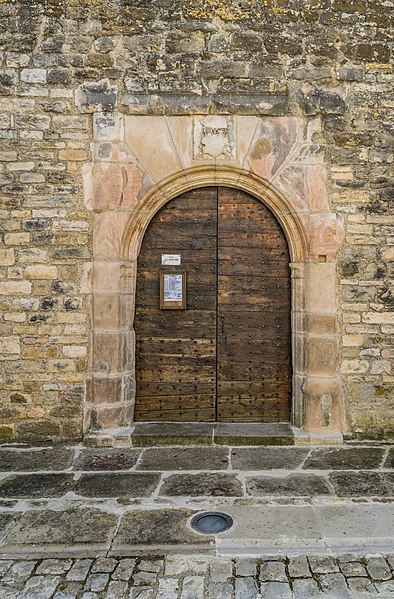 File:Church of Sainte-Croix Aveyron 04.jpg