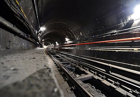 Clark St Tube vc