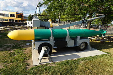 A Mark 14 torpedo near USS Cod in Cleveland, Ohio