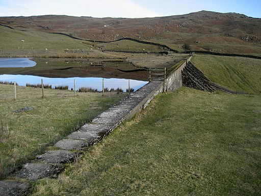 Dam Wall of Potter Tarn - geograph.org.uk - 1704750